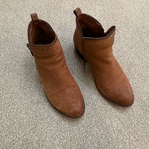 Lucky brand brown leather booties size 7